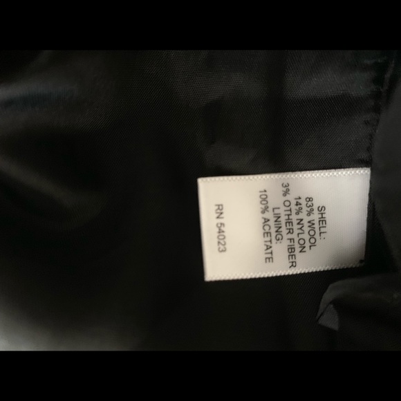 Banana Republic Mini Skirt with pockets! Size 8 - Picture 4 of 5